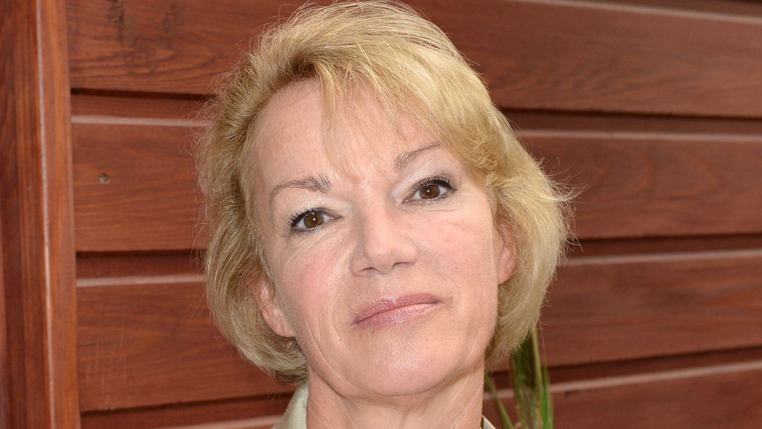 Brigitte Lahaie La Radio D J Le Retour