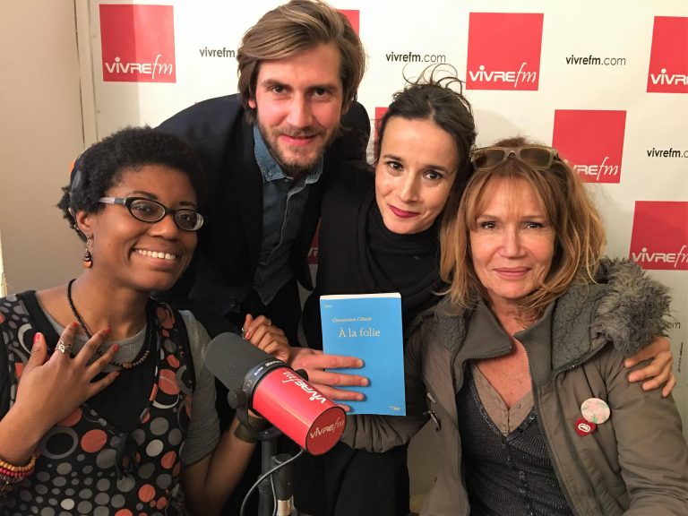 Compagnon Clémentine Célarié Et Ses Fils Clémentine Célarié défend la cause du handicap sur la radio Vivre FM