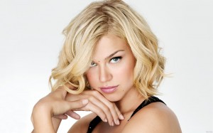 adrianne-palicki-est-wonder-woman