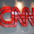 Le tout jeune patron de CNN Ted Turner annonce le 1er juin 1980, sur un ton très solennel, le lancement du "Cable News Network"