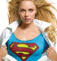 laura-vandervoort-revient-dans-smallville